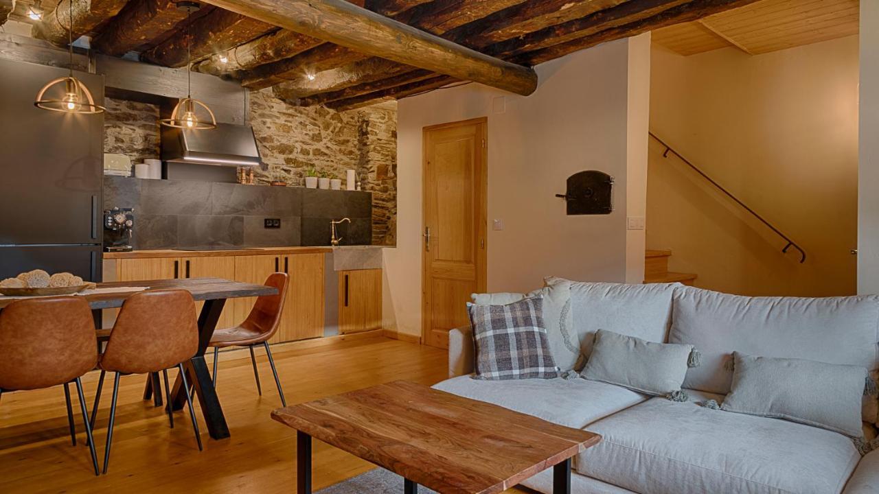 הוילה Saplan Real Estate Vilamós מראה חיצוני תמונה